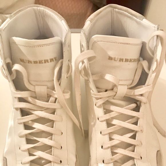 Burberry Patent Leather Shoes - Picture 2 of 4